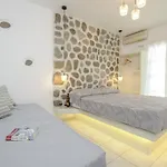 Simos Luxury * Naxos City