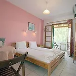 Simos Luxury Apartamento *