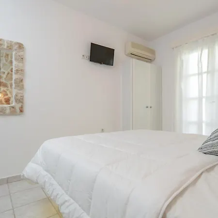 Simos Luxury Naxos City