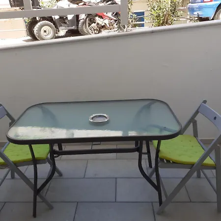 Daire Simos Luxury Naxos City