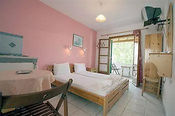 Simos Luxury Apartmán *