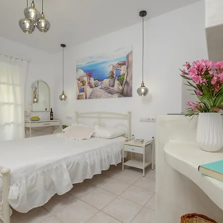 Simos Luxury Naxos City