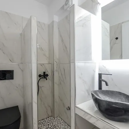 아파트 Simos Luxury