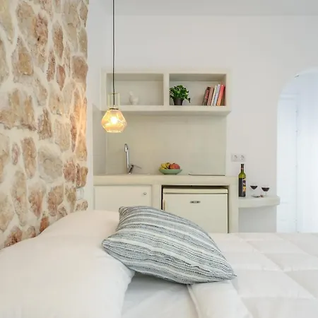 Simos Luxury Apartman *