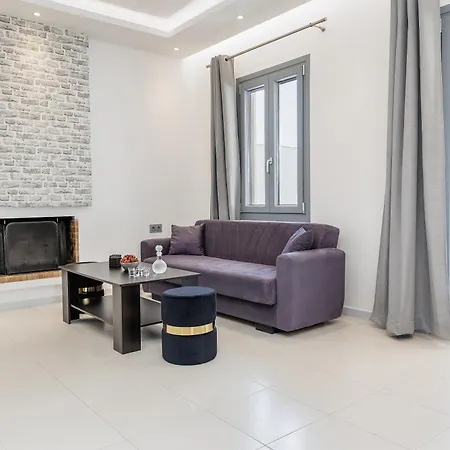 Simos Luxury Apartment *
