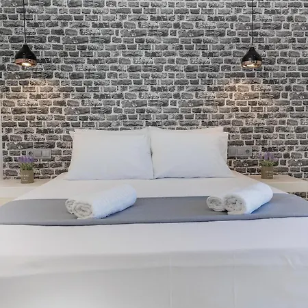 Simos Luxury Apartmán *